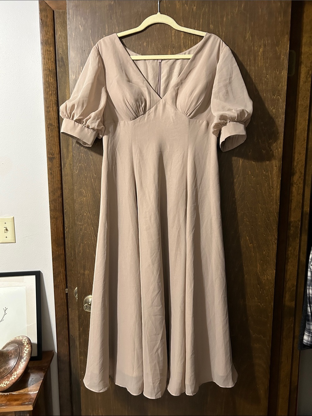 JJs House Taupe Puff Sleeve Dress NWT size 14 prom wedding bridesmaid guest